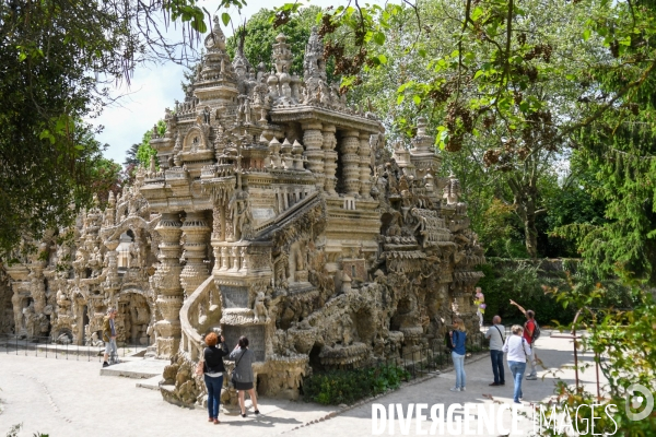 Le Palais idéal du facteur Cheval