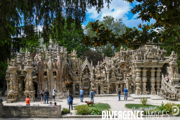 Le Palais idéal du facteur Cheval