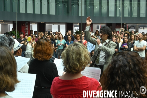 Grève et manifestation à Radio France