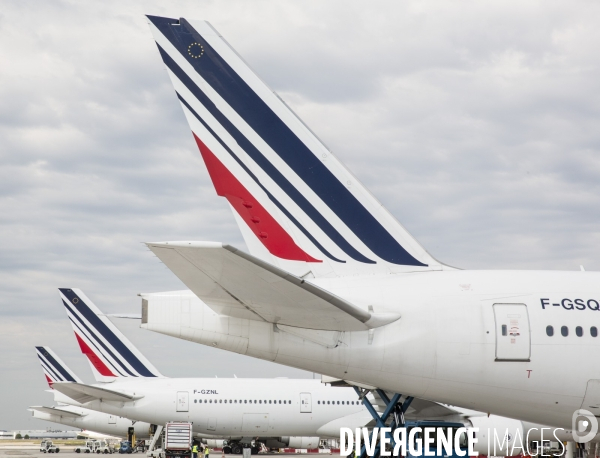 Avions air france sur le tarmac d orly