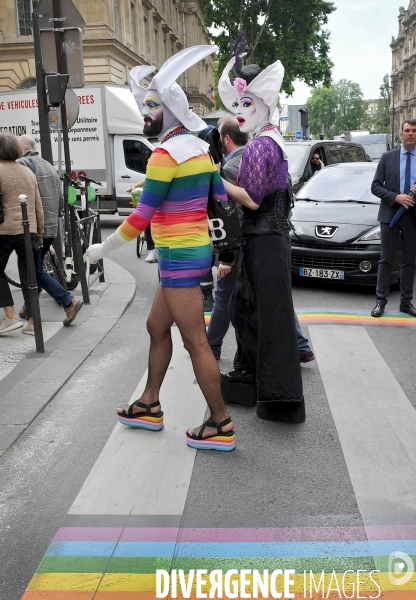 Des Soeurs de la Perpétuelle Indulgence de paris