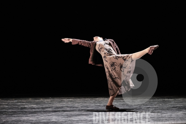 Another Place / Mats Ek / Ballet de l Opéra national de Paris