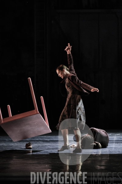 Another Place / Mats Ek / Ballet de l Opéra national de Paris