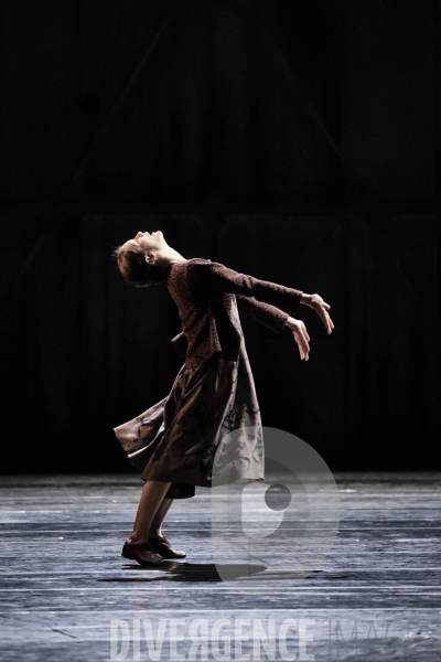 Another Place / Mats Ek / Ballet de l Opéra national de Paris