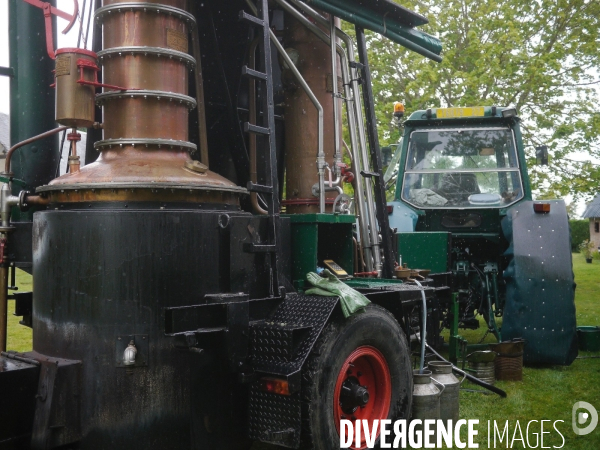 Mr Jacques Serre,distillateur de cru ambulant