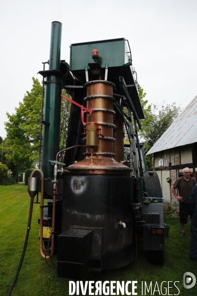 Mr Jacques Serre,distillateur de cru ambulant