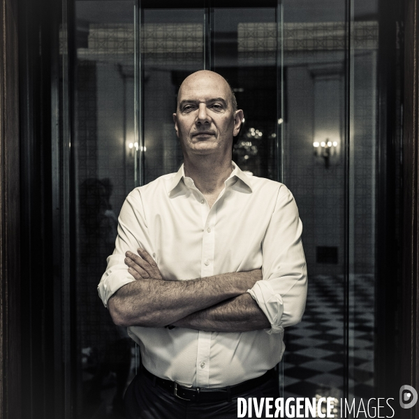 Portrait de Roland Lescure.
