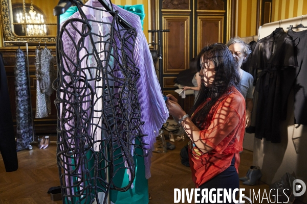 Defile Maison Armine Ohanyan Paris  couture Automne Hiver 2019-2020 « LET FLY »