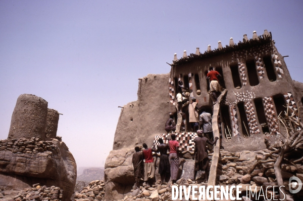 MALI : Univers secrets et sacrés du Pays DOGON.