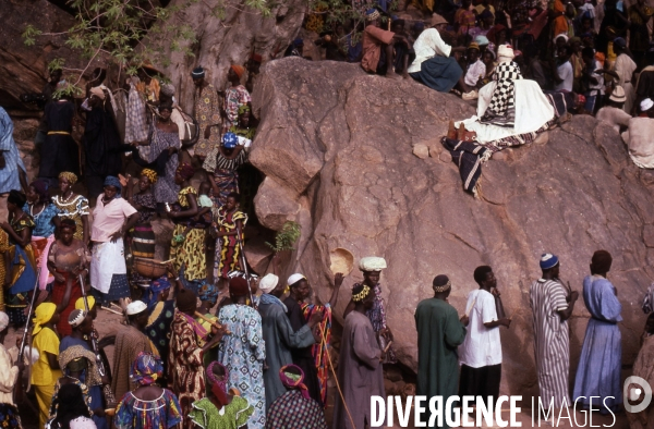 MALI : Univers secrets et sacrés du Pays DOGON.