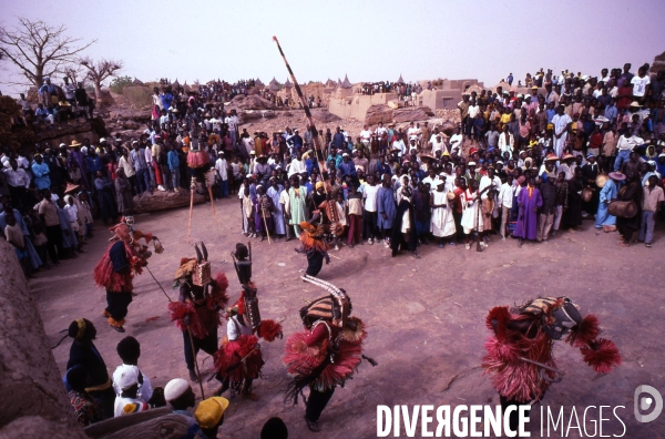 MALI : Univers secrets et sacrés du Pays DOGON.