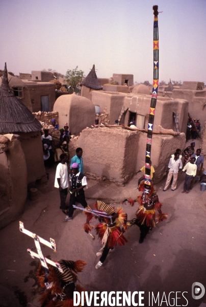 MALI : Univers secrets et sacrés du Pays DOGON.