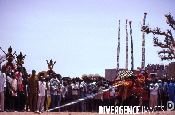 MALI : Univers secrets et sacrés du Pays DOGON.