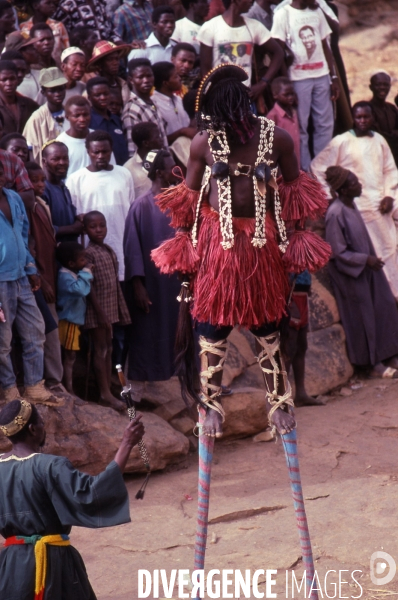 MALI : Univers secrets et sacrés du Pays DOGON.