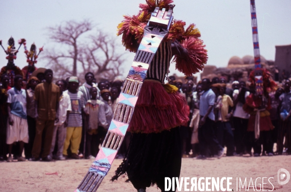 MALI : Univers secrets et sacrés du Pays DOGON.