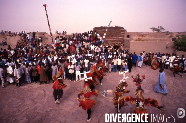 MALI : Univers secrets et sacrés du Pays DOGON.