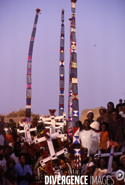 MALI : Univers secrets et sacrés du Pays DOGON.