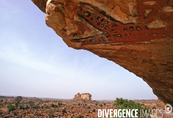 MALI : Univers secrets et sacrés du Pays DOGON.