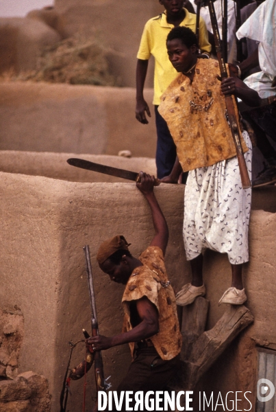 MALI : Univers secrets et sacrés du Pays DOGON.