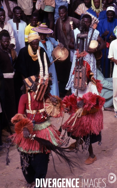 MALI : Univers secrets et sacrés du Pays DOGON.