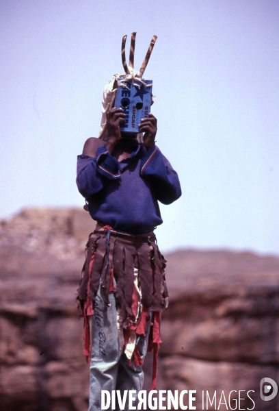 MALI : Univers secrets et sacrés du Pays DOGON.