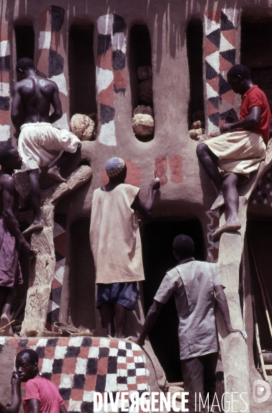 MALI : Univers secrets et sacrés du Pays DOGON.