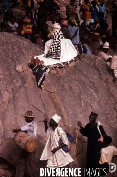 MALI : Univers secrets et sacrés du Pays DOGON.