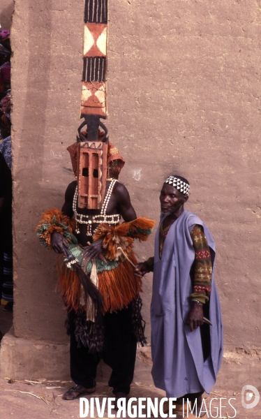 MALI : Univers secrets et sacrés du Pays DOGON.