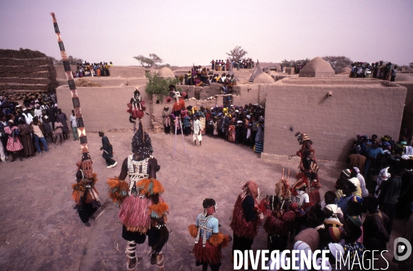 MALI : Univers secrets et sacrés du Pays DOGON.