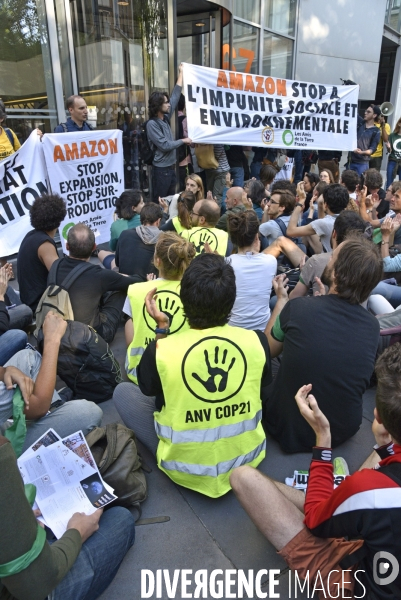 Blocage d AMAZON. Action pour une justice climatique et sociale. Désobéissance civile en lutte contre l effondrement écologique et le réchauffement climatique