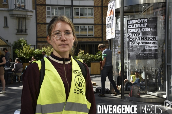 Blocage d AMAZON. Action pour une justice climatique et sociale. Désobéissance civile en lutte contre l effondrement écologique et le réchauffement climatique