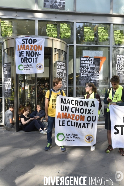 Blocage d AMAZON. Action pour une justice climatique et sociale. Désobéissance civile en lutte contre l effondrement écologique et le réchauffement climatique