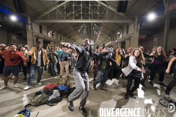 Fous de danse au Centquatre - 104 / Boris Charmatz