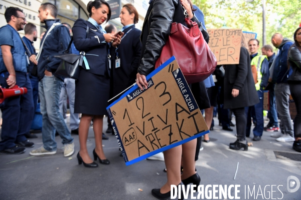 Rassemblement de salariés de la compagnie Aigle Azur