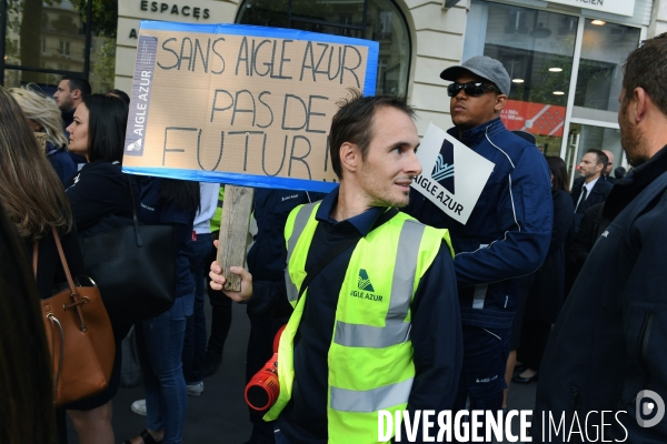 Rassemblement de salariés de la compagnie Aigle Azur