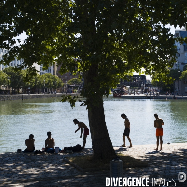 Canal de l ourcq, ete 2019.