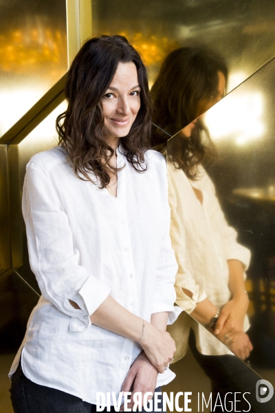 Portrait d Eliette ABECASSIS.