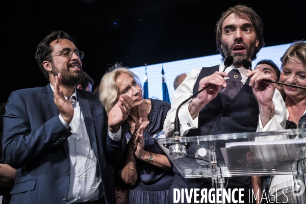 Meeting de Cedric Villani au théâtre du Gymnase.