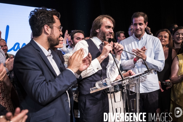 Meeting de Cedric Villani au théâtre du Gymnase.