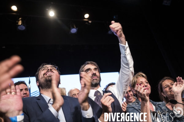 Meeting de Cedric Villani au théâtre du Gymnase.