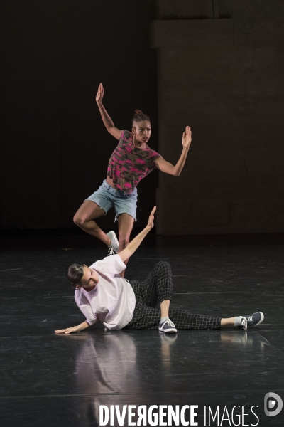 TRIO A WITH FLAGS - Yvonne Rainer - Stephen Petronio Company