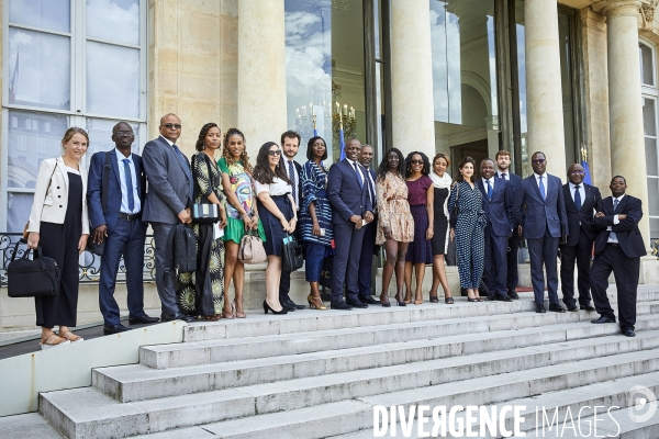 Macron reçoit les diasporas africaines à l Elysée pour un  débat sans tabou 