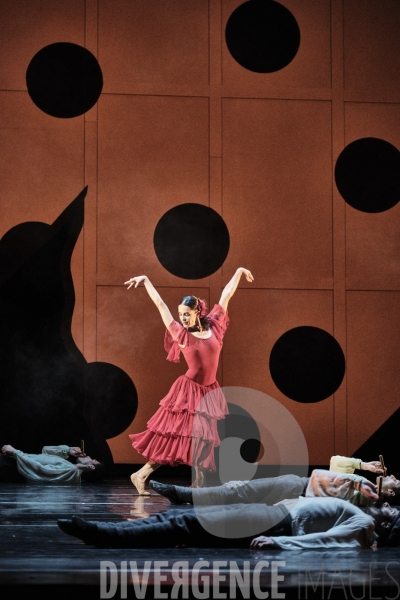 Carmen / Mats Ek / Ballet de l Opéra national de Paris