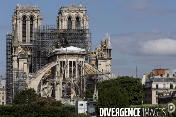 Notre-Dame de Paris 3 mois après l incendie.