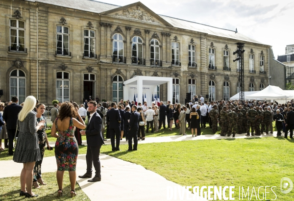 Le Président Emmanuel MACRON à la traditionnelle réception de l hôtel de Brienne.