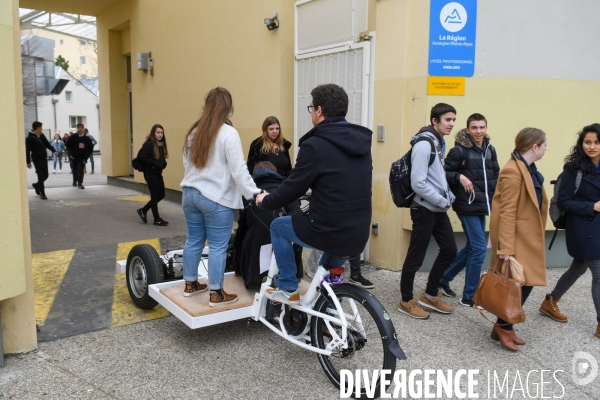 La belle histoire du studio vélo radio autonome