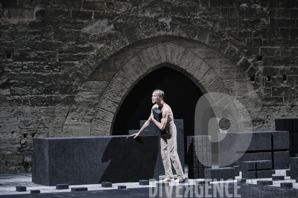 Outwitting the Devil / Akram Khan / Festival d Avignon