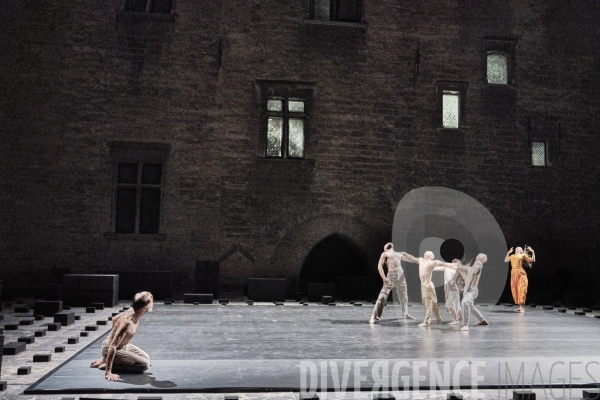 Outwitting the Devil / Akram Khan / Festival d Avignon