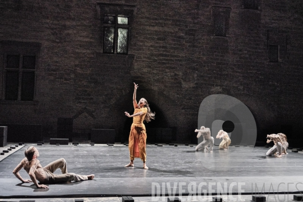 Outwitting the Devil / Akram Khan / Festival d Avignon