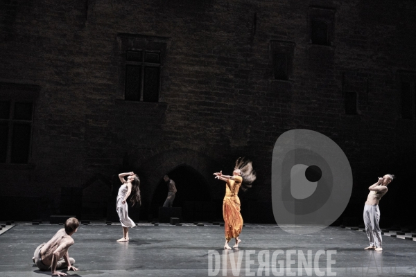 Outwitting the Devil / Akram Khan / Festival d Avignon